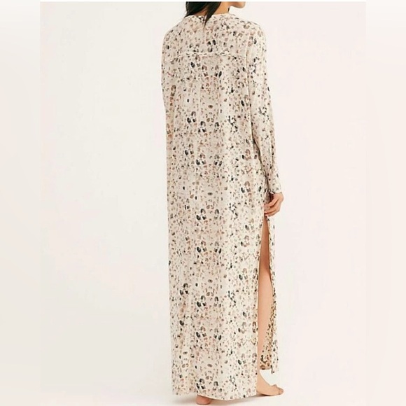 Free People Intimately Neutral Leopard Print Maxed Out Maxi Robe Dress Size S - Picture 2 of 15